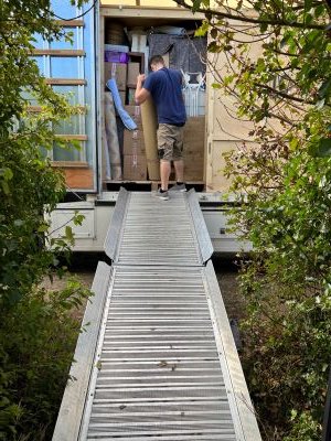 Unloading the container at your doorstep